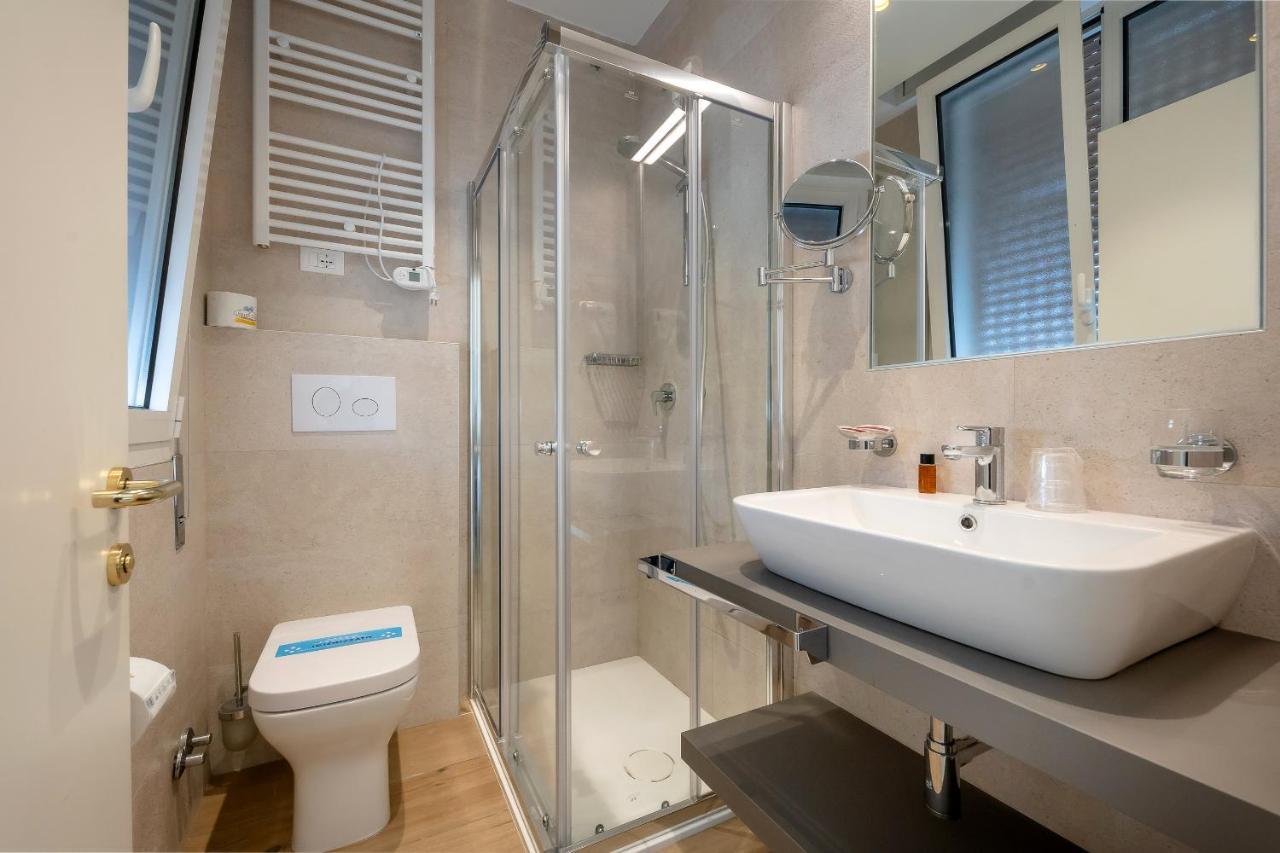 Hotel Le Lampare Caorle Exterior photo